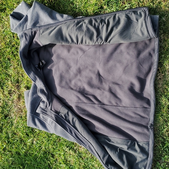 North Face Grey Fleece Zip Jacket NWOT, size Large - Picture 4 of 4
